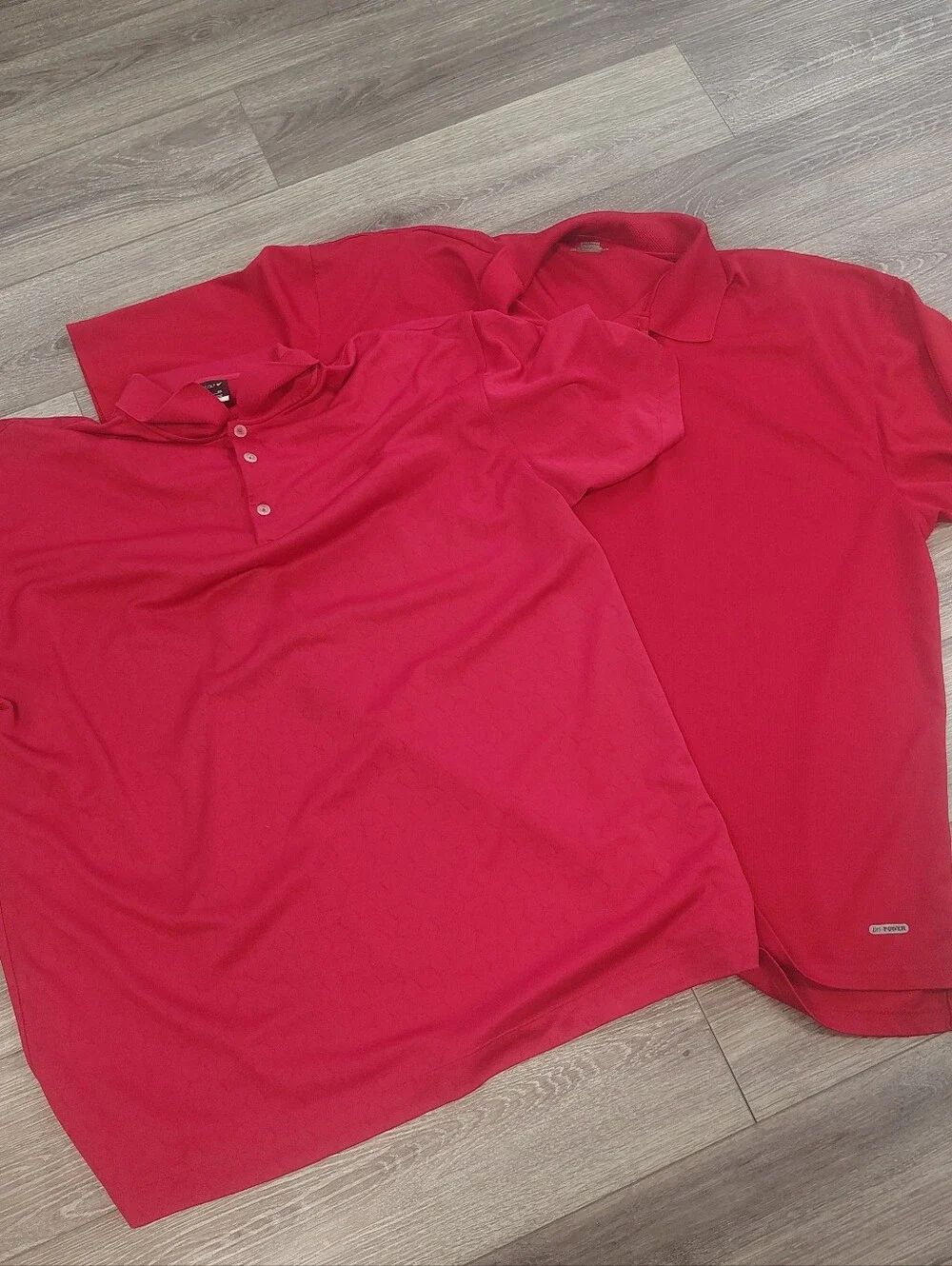 2 Polos XXL Nike Golf And Russell Athletic Red Performance Tops